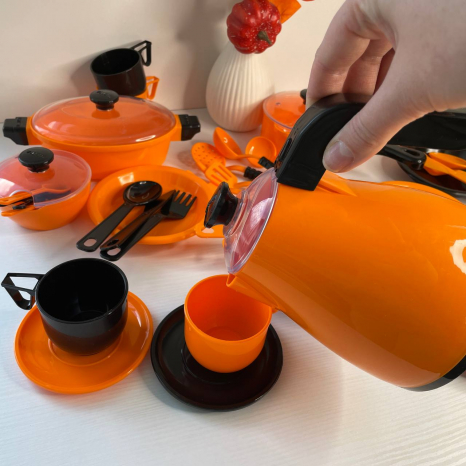 Набор игрушечной посуды на 39 предметов оранжевого цвета, Юника 71504