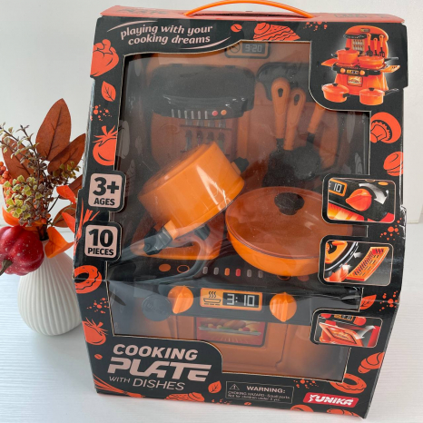 Набір іграшковго посуду з плитою "Cooking Plate with dishes" на 10 предметів в помаранчевий в коробці, 71771 Юніка