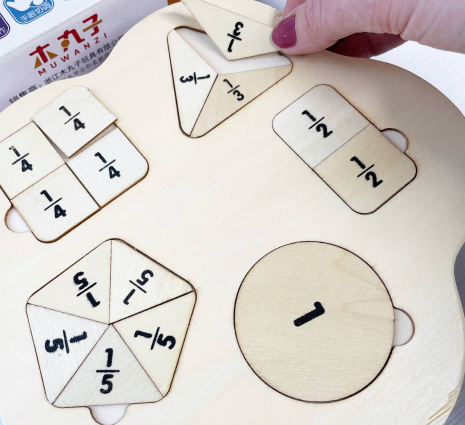 Дерев'яний геометричний сортер - логіка Квіточка, C 74024