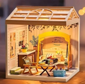 Конструктор-румбокс ПАТІО серії Інтер'єр зі світлом MINI HOUSE 8010