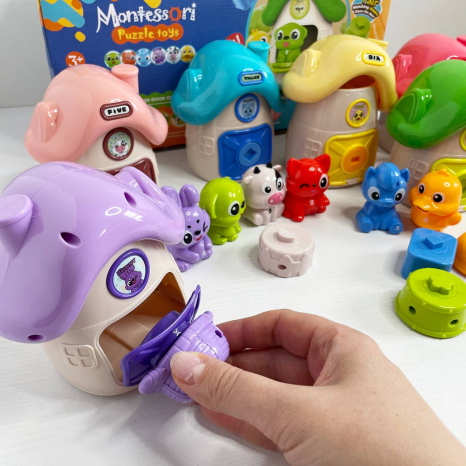 Логічна гра Монтессорі (6 будиночків, 6 тварин, цифри, написи англійською мовою, відчиняються дверцята) 805-2