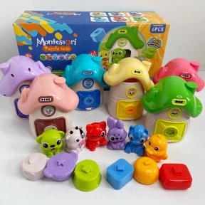 Логічна гра Монтессорі (6 будиночків, 6 тварин, цифри, написи англійською мовою, відчиняються дверцята) 805-2