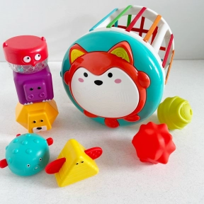 Розвиваючий сортер з резиночками, мелодіями, звуками, підсвічування 829