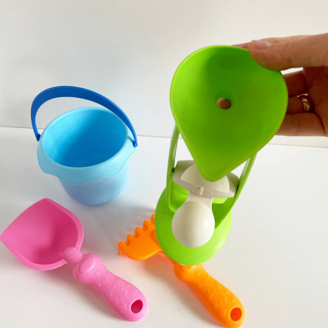 Набір для пісочниці та ігр з водою 838-1 (відро, млин, лопатка, граблі)