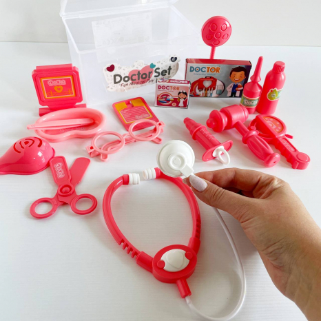 Набір лікаря 8807 A-3: стетоскоп, медичне приладдя, муляжі ліків, окуляри, в боксі