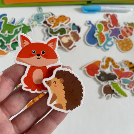 Розвиваюча багаторазова книжка з липучками "Тваринки"+ водна розмальовка і маркер, 88384