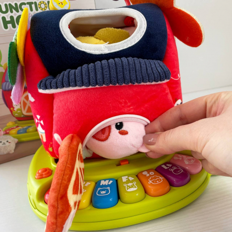 Логічний будинок Ферма з м'якими тваринками, музичне піаніно, звуки тварин, гра на швидкість реакції, 8867