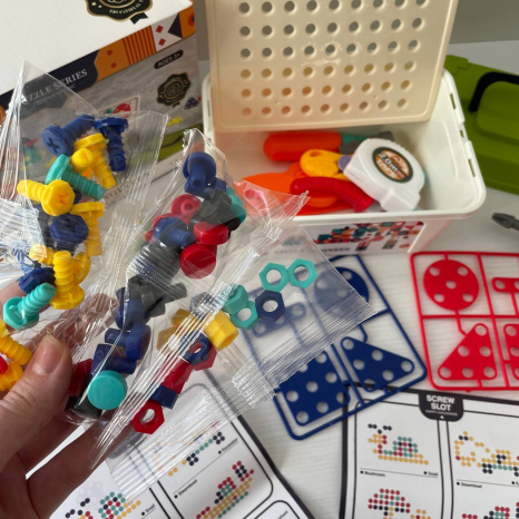 Мозаїка на шурупах з шуруповертом, насадками та інструментами, 888-4C