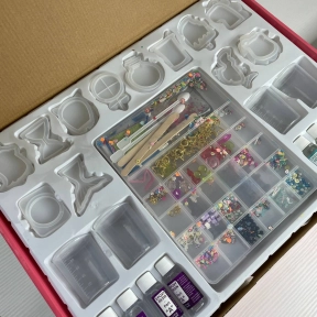 УЦІНКА!!! Великий набір для дитячої творчості: створення брелків 9082E (ціна вказана за один набір)