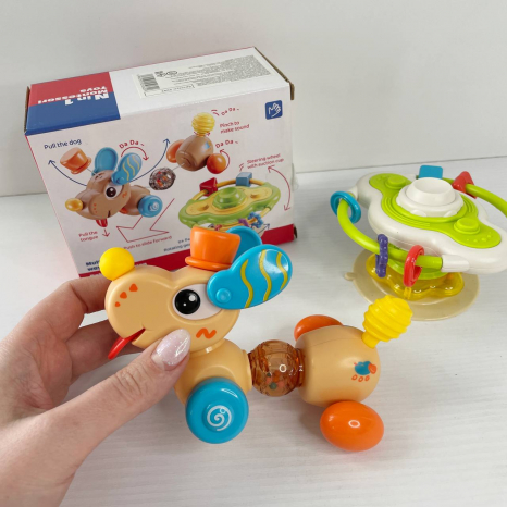 Розвивальна іграшка 9092 Собачка, пальчикові ігри, тріскачка, брязкальце, елементи на гумці, пискавка, в коробці