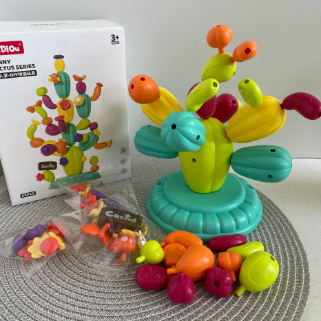 Конструктор-балансир Кактус, 53 пластиковые детали 954 B