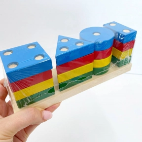 Деревянный сортер пирамидка Геометрик "Гео Классик", KomarovToys A311