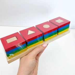 Деревянная пирамидка Цветной квартет, KomarovToys A344