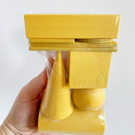 Дерев'яний набір геометричних тіл і їх перерізів d-4 см, KomarovToys А371