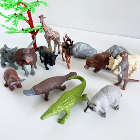 Набор животных "Животный мир" 12 штук, декорации, в тубе, A 968-3