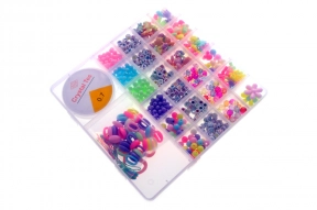 Бісер з набором (намистини,  підвіски) в коробці A103-7 р.20*20см