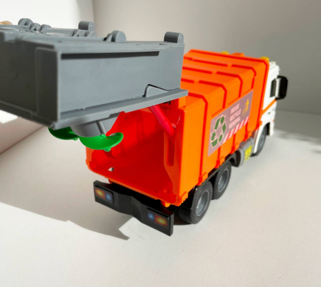Дитяча іграшка Вантажівка - сміттєвоз зі світлом та звуком