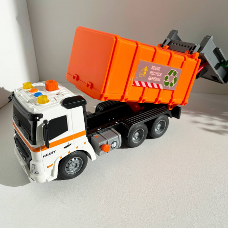 Дитяча іграшка Вантажівка - сміттєвоз зі світлом та звуком