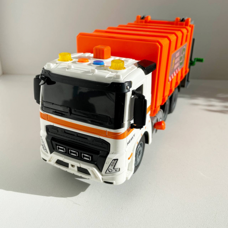 Дитяча іграшка Вантажівка - сміттєвоз зі світлом та звуком