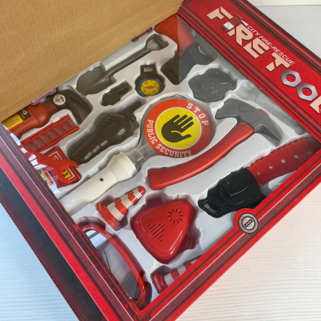 Дитячий ігровий набір пожежника:  знаком Стоп зі світлом, вогнегасник, окуляри, респіратор, компас, гучномовець, рація, свисток, BB 9020 B