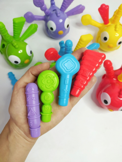 Дитяча логічна гра - сортер Милі пташки