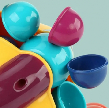 Игрушка для купания в ванной и игр с водой Утка BBQ18008