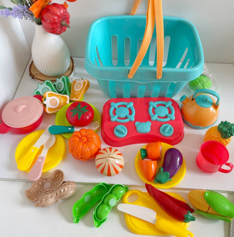 Набір продуктів овочі-фрукти на липучках з посудкою в кошику BC 8012