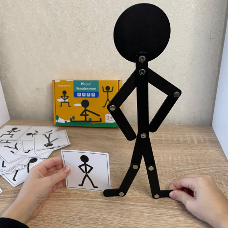 Розвиваюча дерев'яна головоломка Чоловічок