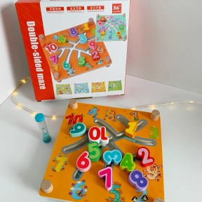 Деревяний лабіринт - проводилка із пісочним годинником