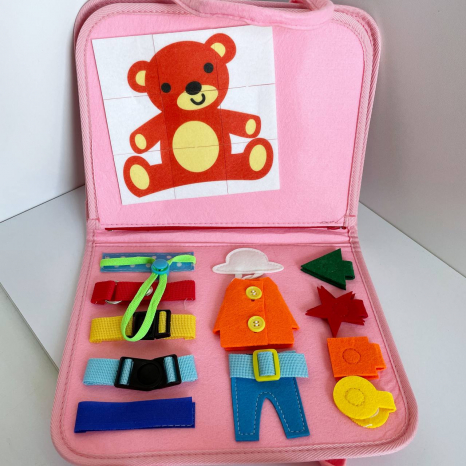 Логічна фетрова папка липучки, застібки, пальчикові ігри, англійська абетка, пазл на липучках, календар, годинник, в пакеті C 64745