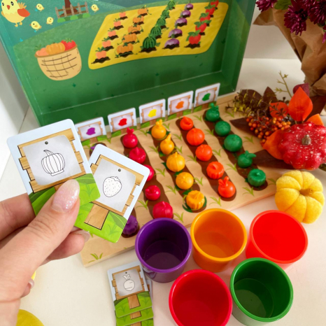 Логічна гра  “Грядка”, цифри, кольори, картки з завданнями, сортер C 65695