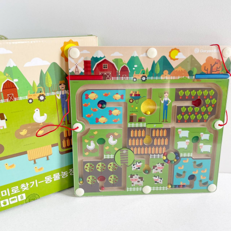 Деревянная магнитная игра "Ферма" со стилусом и шариками C 65697