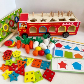 Деревянная игрушка Пожарная машина (геометрический сортер, стучалка, грядка с морковками), C 68271 