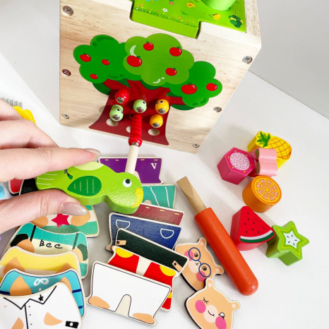 Логічний дерев’яний куб сортер, рухомі шестерні, магнітна гра, пазл-вкладиш, грядка з морквою C 68280