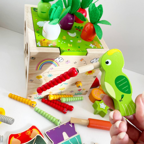 Логічний дерев’яний куб сортер, рухомі шестерні, магнітна гра, пазл-вкладиш, грядка з морквою C 68280