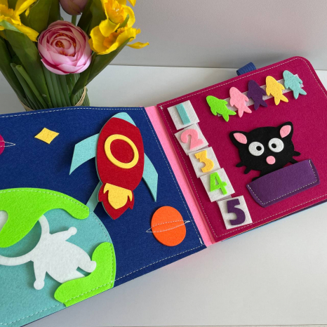 Мягкая фетровая книга-бизиборд (8 разворотов)