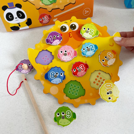 Дерев'яна рамка - вкладка з набором для сортування Магнітна риболовля C 70998