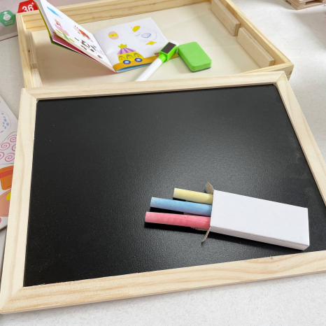 Логічна магнітна дошка у дерев'яній коробці C 73286