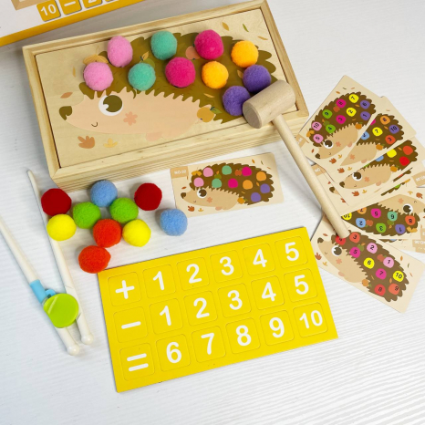 Математична дерев’яна гра з помпонами та картками завданнями, C 74565
