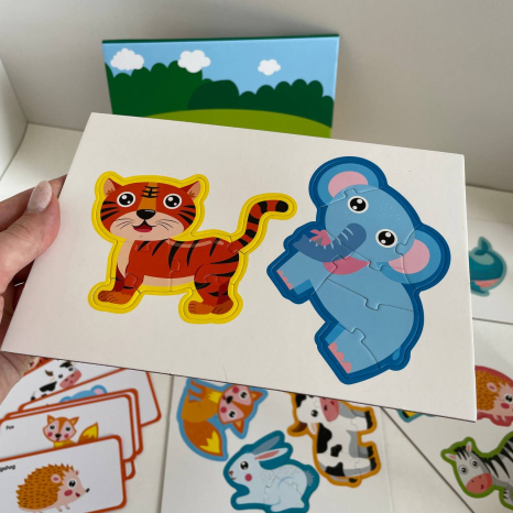 Магнітні пазли у валізі “Тваринки”, магнітна дошка 53 елементи C 74612