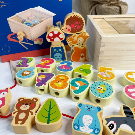 Шнурівка в деревяному боксі тварини та цифри, 2 шнурка C 75542