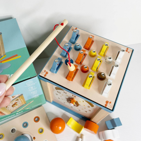 Дерев'яний куб логічнй,годинник, сортер, фігурки, магнітна риболовля, пальчикова гра,  C 75623