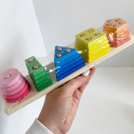 Дерев'яний сортер геометрик пірамідка відтінки  C15005