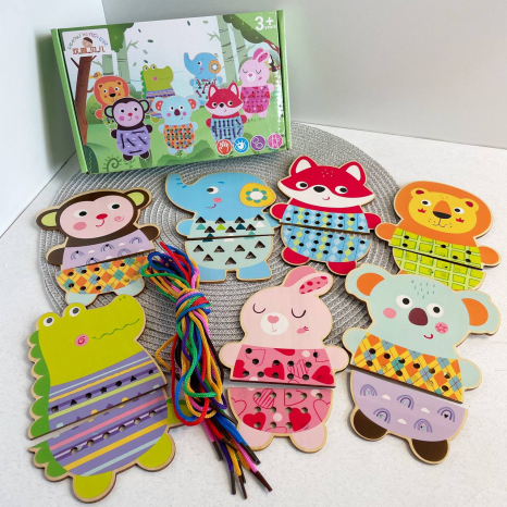 Дерев'яна шнурівка набір тварин 7 шт з шнурками C15018
