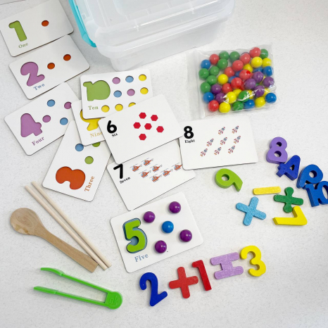 Дерев'яний математичний сортер з кульками, пінцетом, картками з цифрами C15055