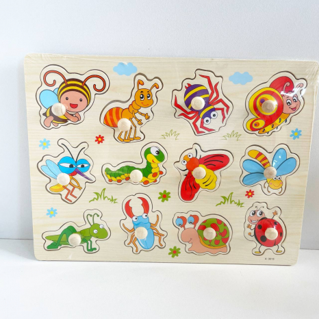 Дерев'яна рамка - вкладка Комахи з ручками та дублюючим малюнком