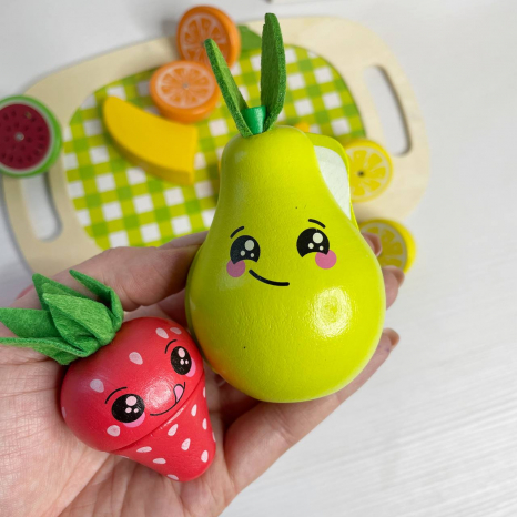 Деревянная доска с фруктами на магнитах, ножиком, C9414