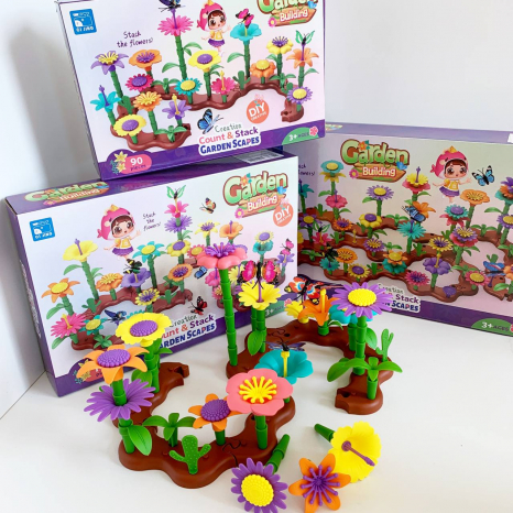 Детский конструктор Цветочный сад, 224 дет
