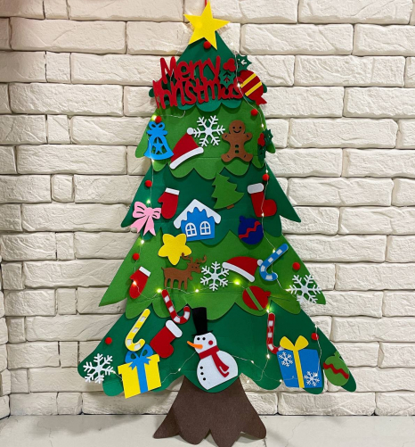 Фетрова ялинка з набором прикрас на липучках та гірляндою