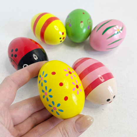 Дерев'яна іграшка Яйце - шейкер